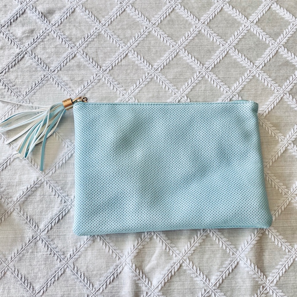 Mint Blue Clutch Attachable Straps!